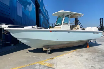 Everglades 273 Center Console