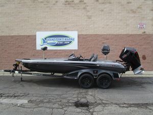 2025 Ranger Z520 boat on trailer at Grand Pointe Marina.