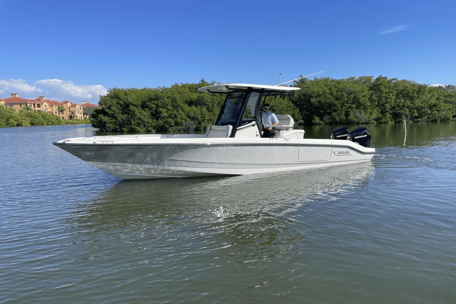 2024 Boston Whaler 280 Dauntless Center Console for sale YachtWorld