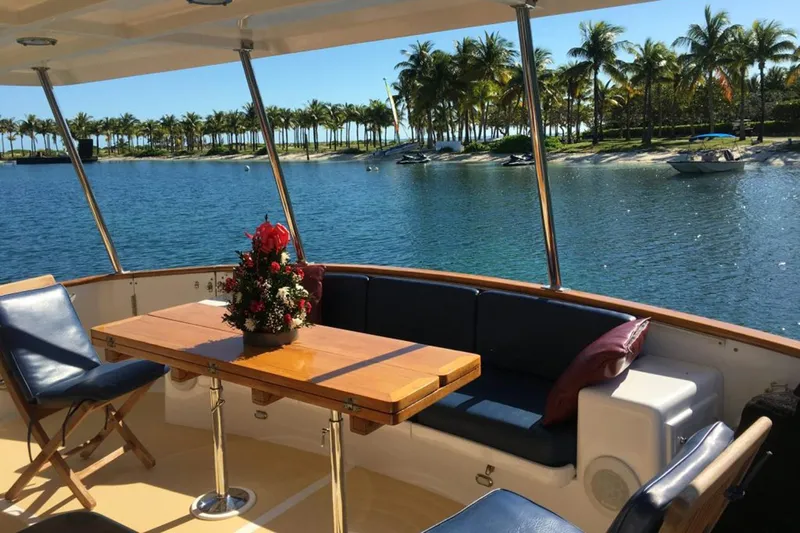 Catalina Sunshine Yacht Photos Pics 