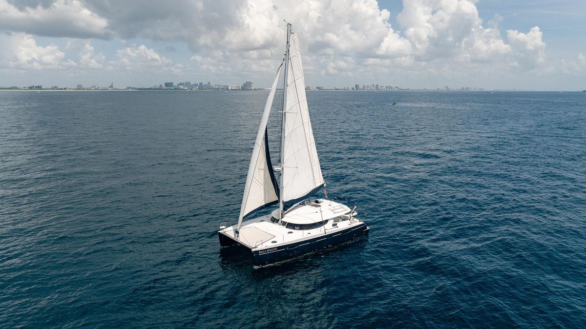 2008 Fountaine Pajot 48 