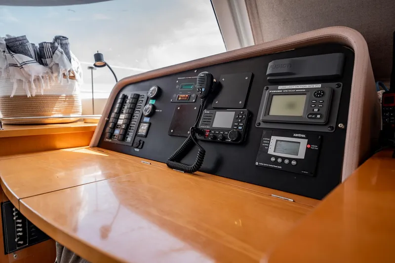 Bellamaggio Yacht Photos Pics Control panel of 2008 Fountaine Pajot Salina 48 Evolution yacht, featuring navigation and communication equipment.