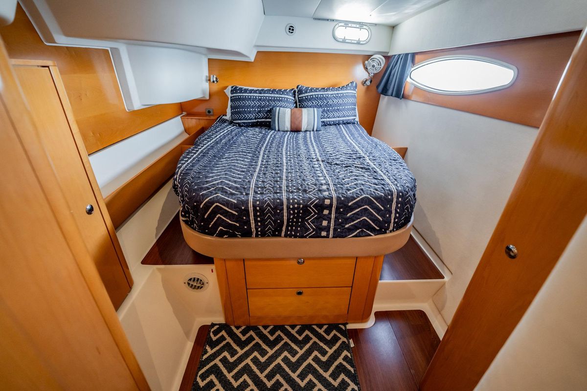 2008 Fountaine Pajot 48 