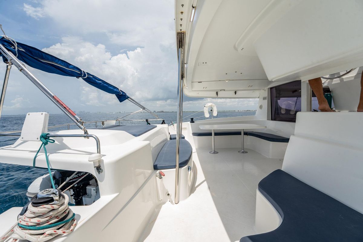 2008 Fountaine Pajot 48 