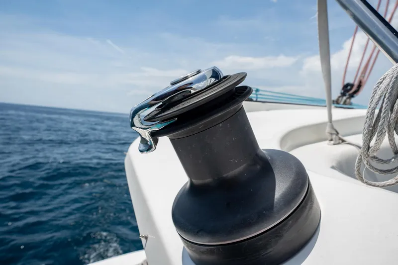 Bellamaggio Yacht Photos Pics Winch on 2008 Fountaine Pajot Salina 48 Evolution catamaran, sailing on open sea.