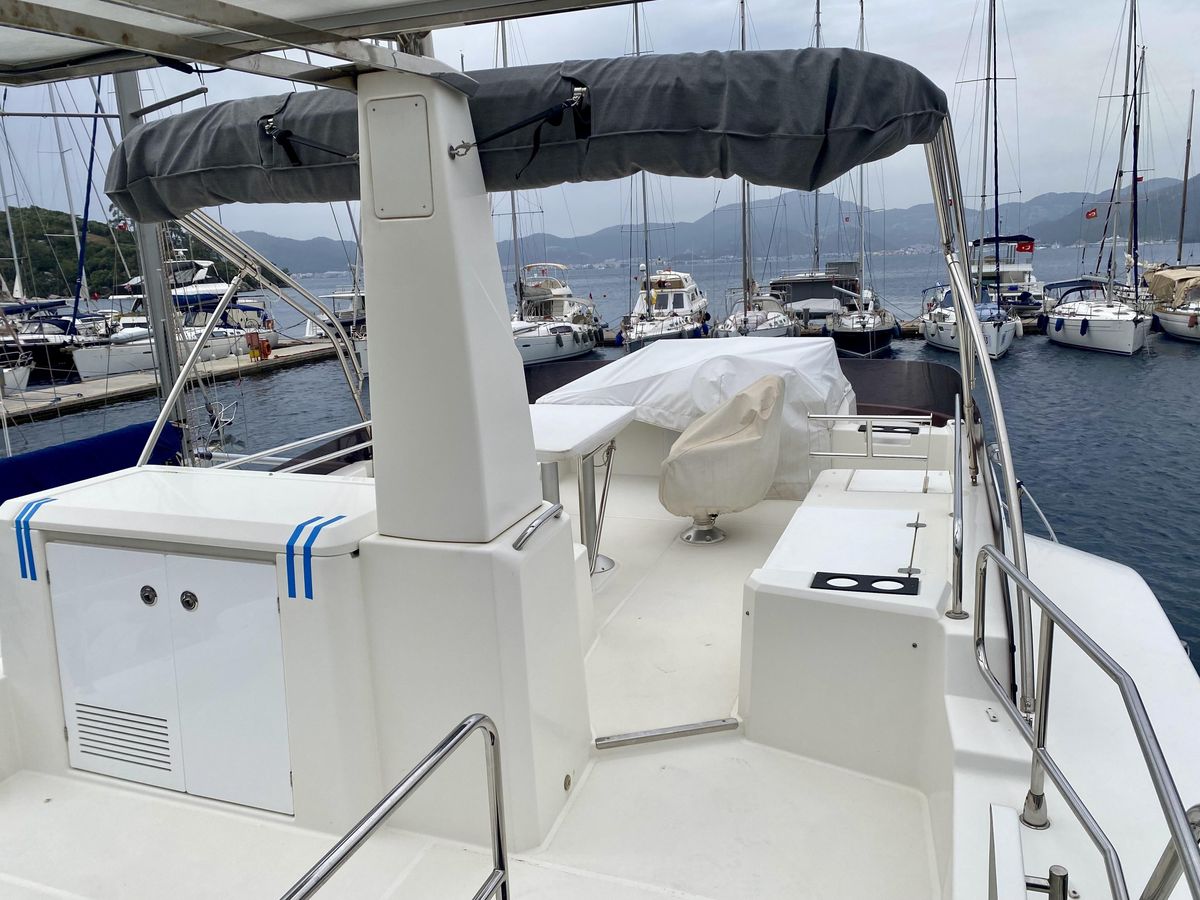 2021 Beneteau 44