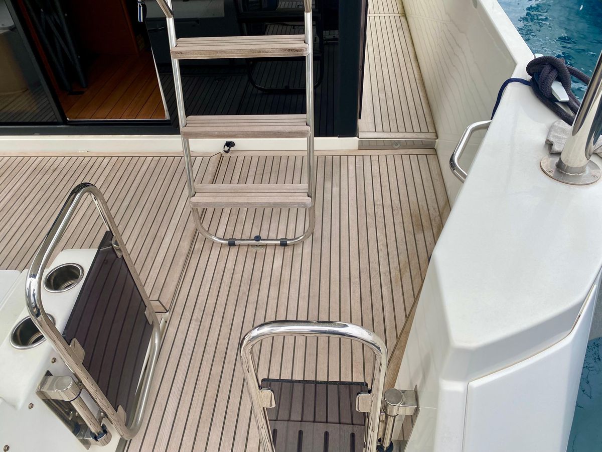 2021 Beneteau 44