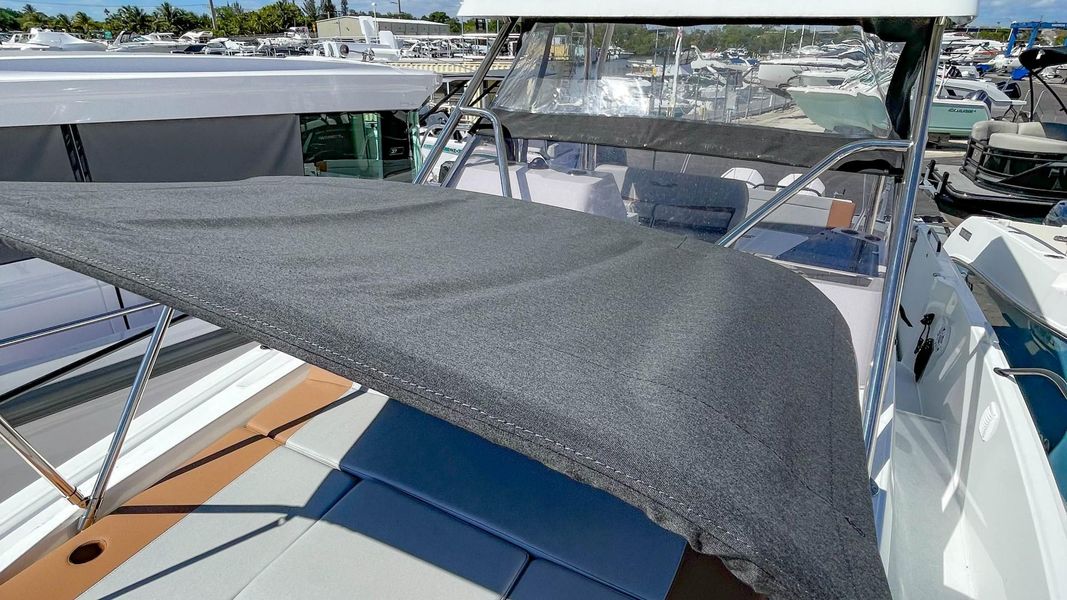 2022 Beneteau America Flyer 9 Sundeck