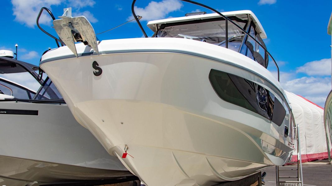 2022 Beneteau America Flyer 9 Sundeck
