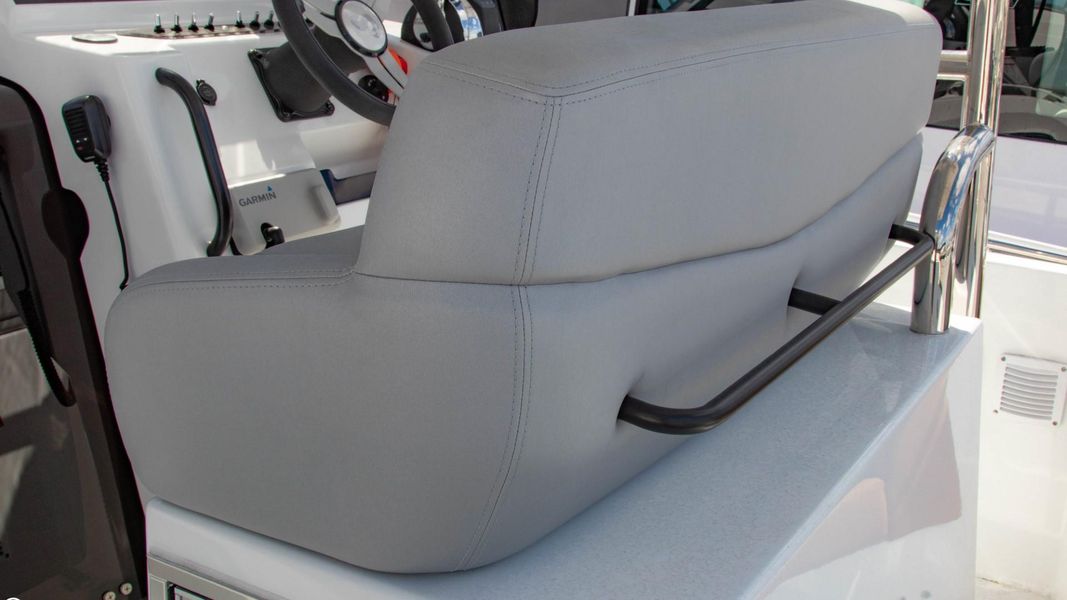 2022 Beneteau America Flyer 9 Sundeck