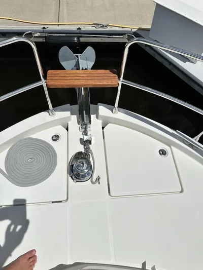 Oceans Edge Yacht Photos Pics Bow of 2022 Beneteau Swift Trawler 35 with anchor and deck details.