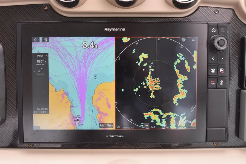 No Name Yacht Photos Pics New Raymarine Axiom Pro 16 GPS / Radar / Depth