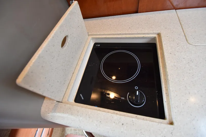 No Name Yacht Photos Pics Kenyon Cooktop Burner