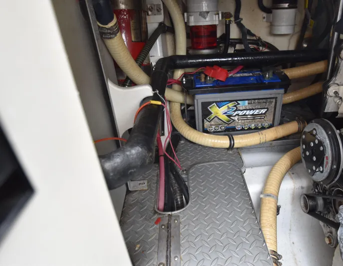 No Name Yacht Photos Pics Starboard Side Engine Room