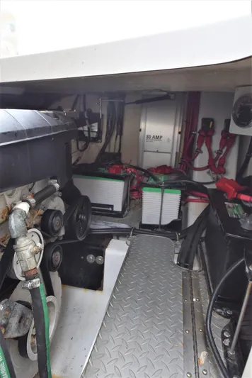 No Name Yacht Photos Pics Port Side Engine Room