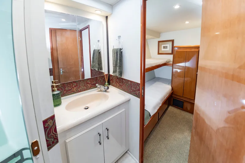 Dark Horse Yacht Photos Pics 