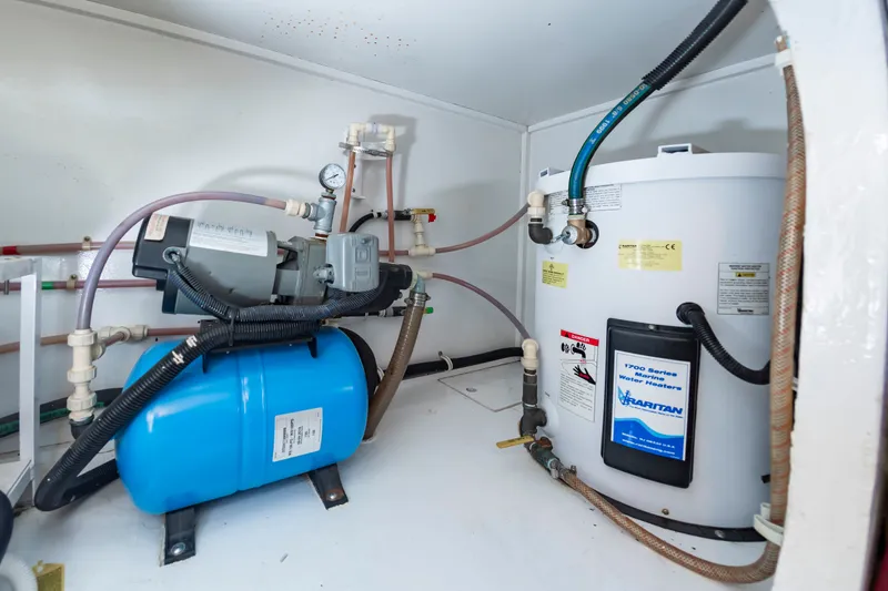 Dark Horse Yacht Photos Pics 