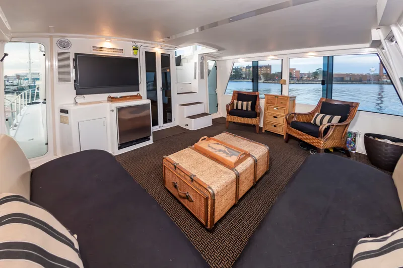 Dark Horse Yacht Photos Pics 