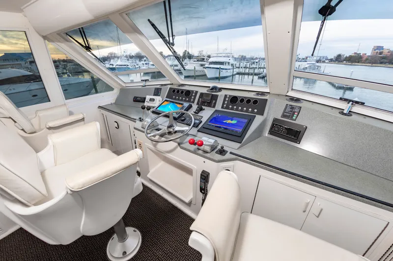 Dark Horse Yacht Photos Pics 