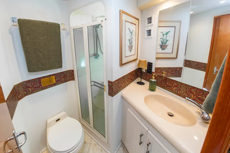 Dark Horse Yacht Photos Pics 