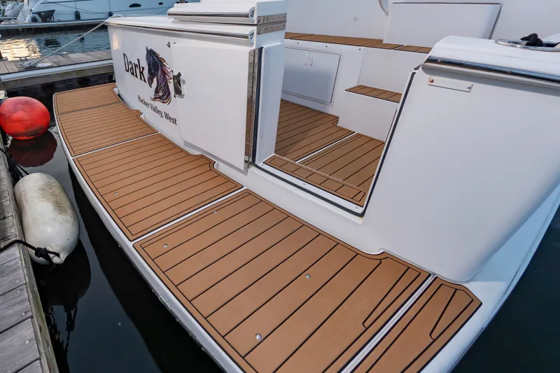 Dark Horse Yacht Photos Pics 