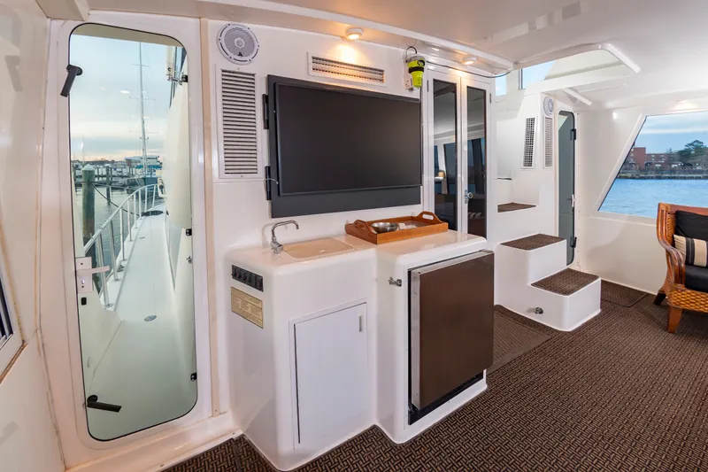 Dark Horse Yacht Photos Pics 