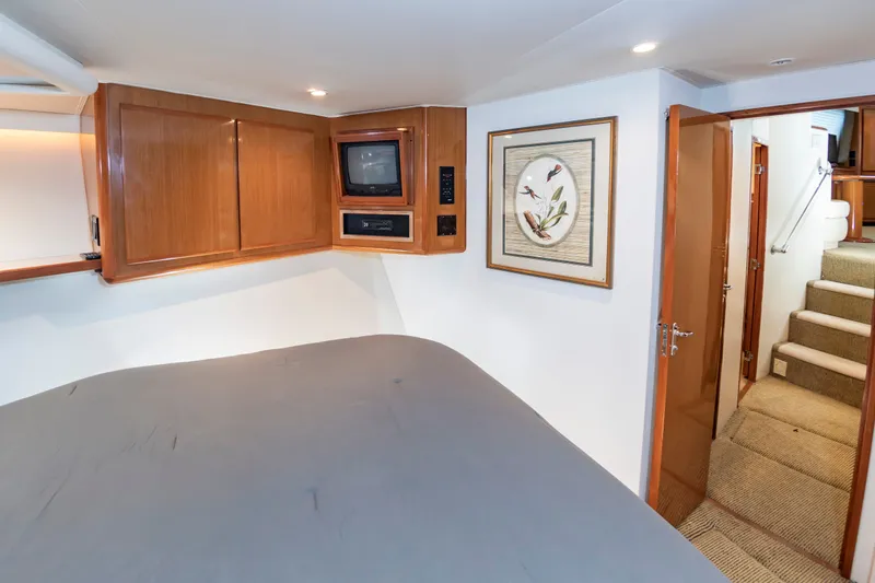 Dark Horse Yacht Photos Pics 