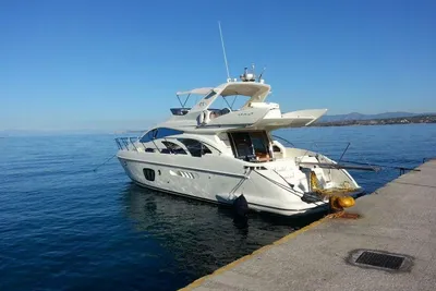 2008 Azimut 55