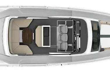  Yacht Photos Pics Top view of 2026 Piantoni 440 Open luxury boat layout.