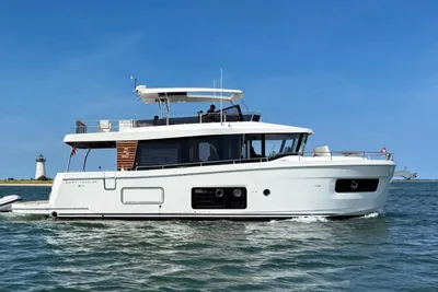 Beneteau Swift Trawler 54