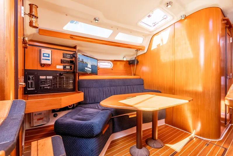 Osprey Yacht Photos Pics 