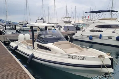 Capelli STRADIVARI 43