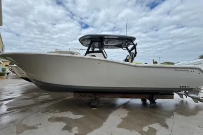 Tidewater 320 adventure