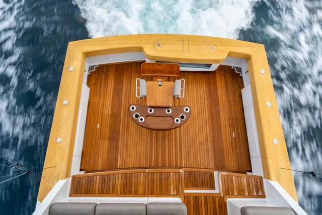 Bel Esprit Yacht Photos Pics 