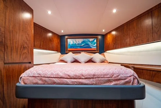 Bel Esprit Yacht Photos Pics 