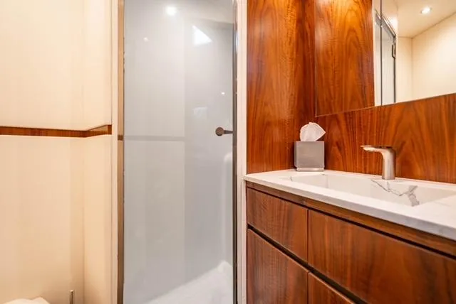 Bel Esprit Yacht Photos Pics 