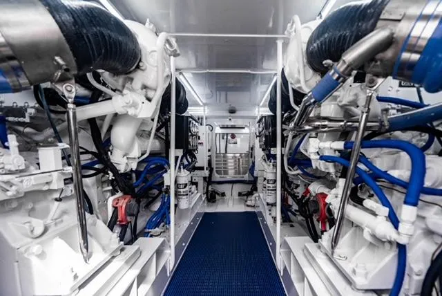 Bel Esprit Yacht Photos Pics 