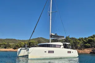 2020 Lagoon 42