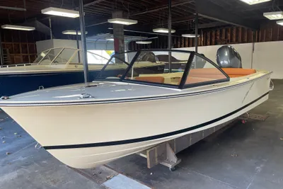 Rossiter Runabout 17