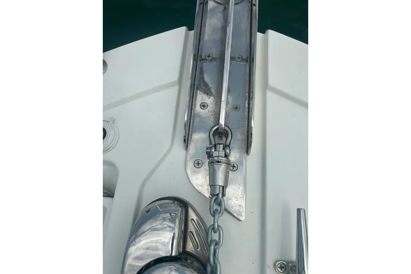 American Girl Yacht Photos Pics Anchor chain and winch on 2021 Back Cove 390 boat deck.