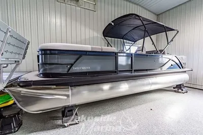 Godfrey Sweetwater 2286 SFLC