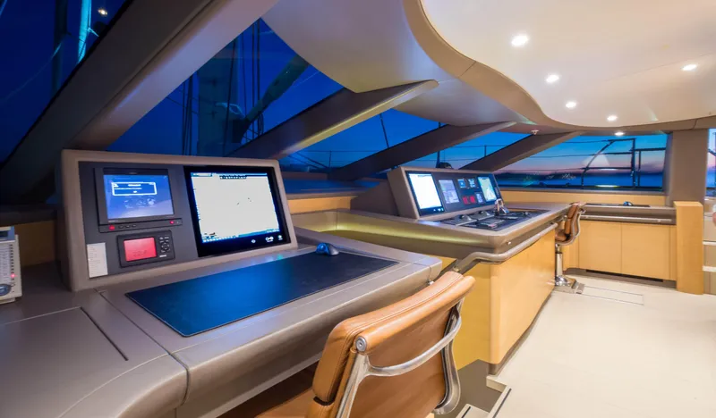 Salvaje Yacht Photos Pics 