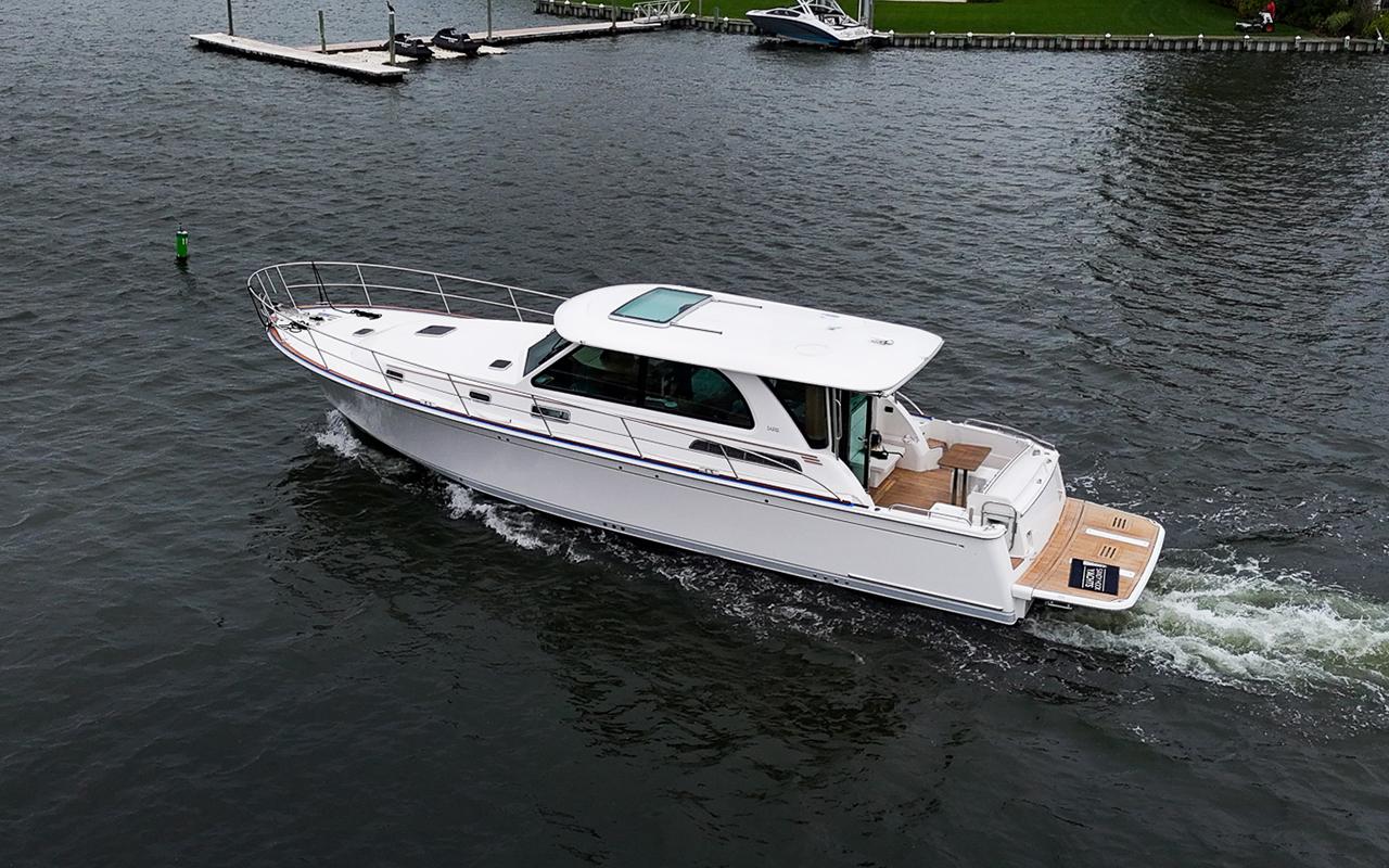 2025 Sabre 45 Salon Express Motor Yacht for sale YachtWorld