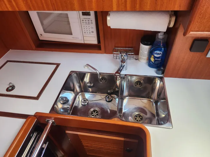 Rachel Ann Yacht Photos Pics 