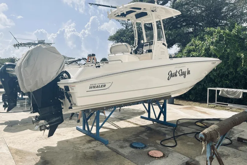 Just Say In Yacht Photos Pics 