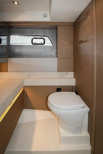 Imagine Yacht Photos Pics Master Stateroom Head