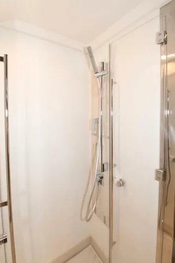 Imagine Yacht Photos Pics Master Stateroom Shower Stall