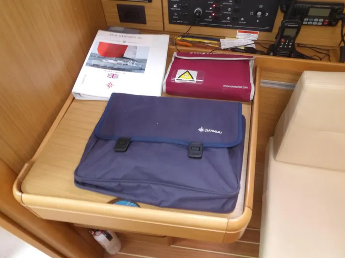 Magic Carpet Yacht Photos Pics 