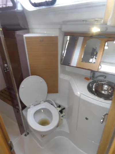 Magic Carpet Yacht Photos Pics 