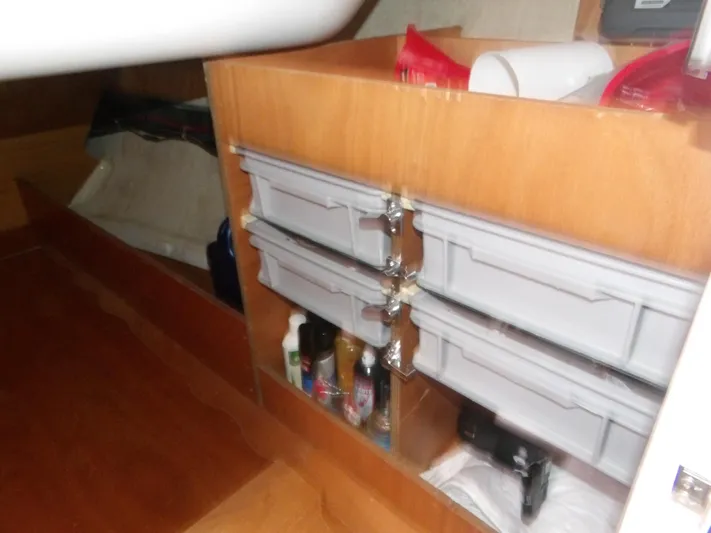 Magic Carpet Yacht Photos Pics 